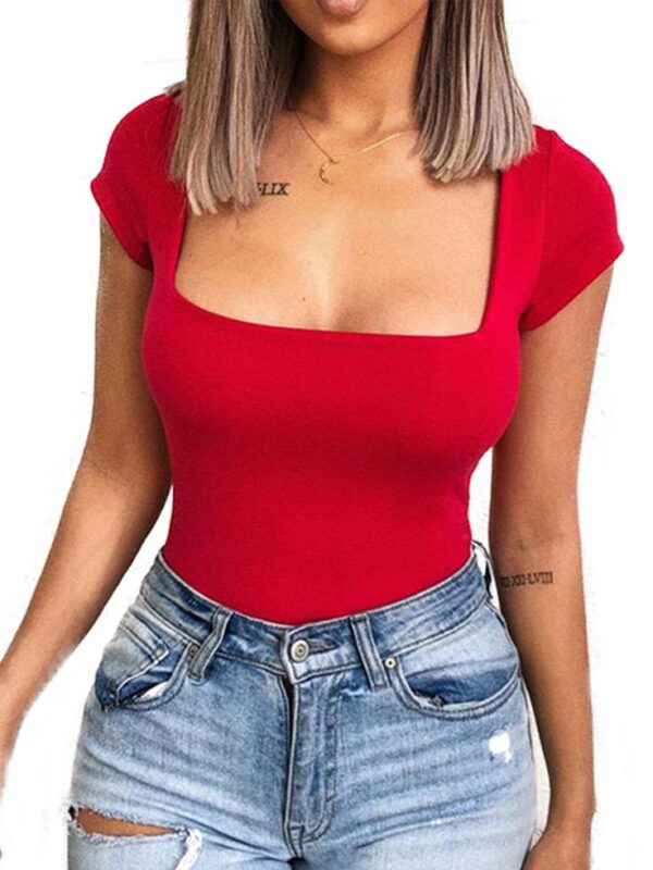 Blusa básica cuello u