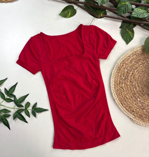 Blusa básica cuello u - Image 3