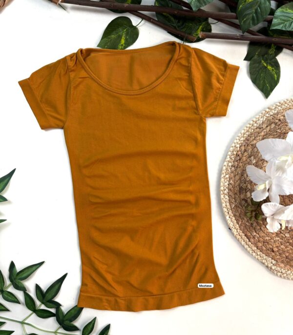 Blusa básica cuello redondo - Image 3