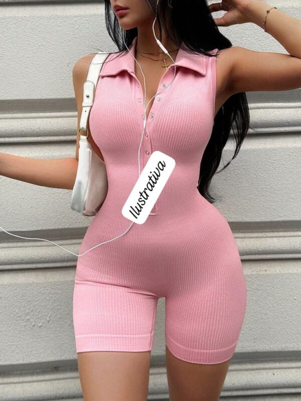 Jumper short cuello tipo polo liso
