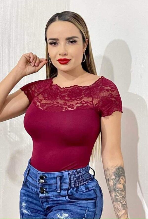 Blusa campesina encaje
